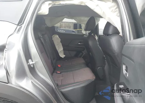 2025 Nissan Kicks Sr Fwd z USA, uszkodzony, nr VIN 3N8AP6DA4SL411515